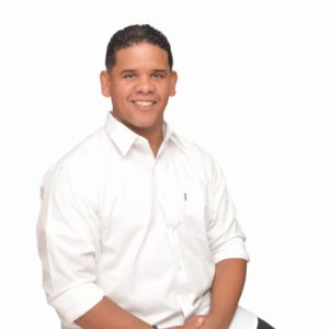 LeaAquino Cuevas candidato a la presidencia de Asociación de Empleados UASD