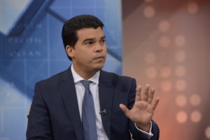 Precandidato a la presidencia de la República por el Partido Revolucionario Moderno –PRM-, Wellington Amín Arnaud Bisonó