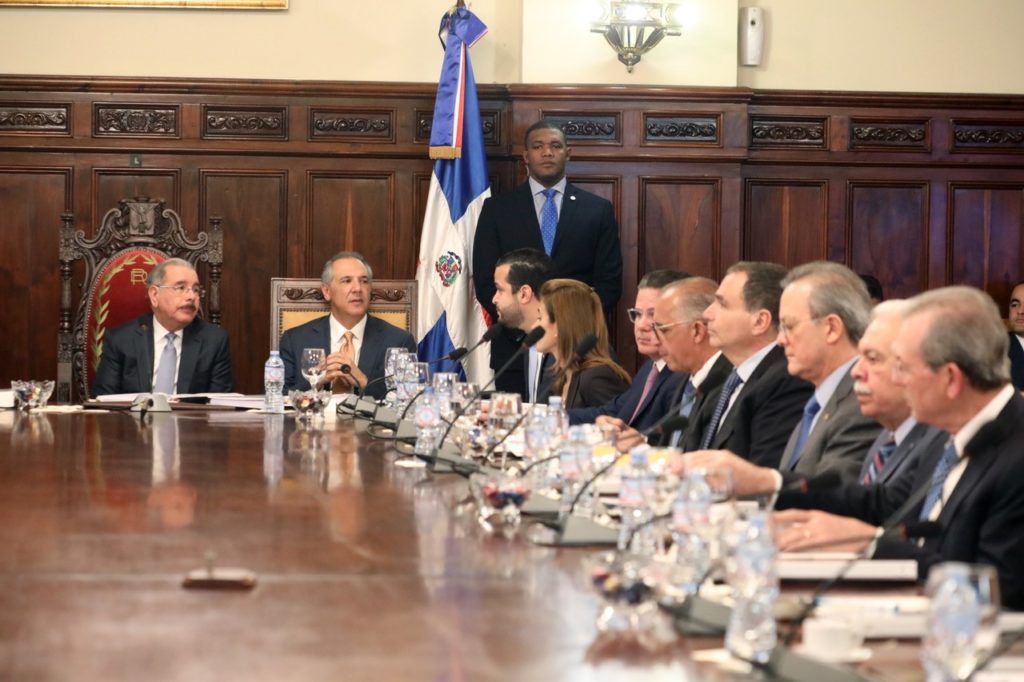 El presidente Danilo Medina, encabezó en el Palacio Nacional, la VI Sesión Ordinaria del Pleno del Consejo Nacional de Competitividad (CNC)