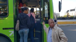 El director de la OMSA, Héctor Mojica, supervisa Corredor 27 de Febrero