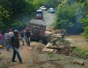 Río Nieta, Restauración. Lluvias provocan comunidades queden incomunicadas.