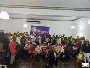 Juventud con Leonel durante juramentanción en Azua