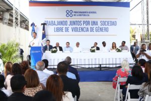 El procurador Jean Rodríguez destacó que la inauguración de estas nuevas instalaciones se realiza en cumplimiento a una de las 22 acciones del Plan Nacional Contra la Violencia de Género, que implementan a fin de reducir esos lamentables hechos en el país.