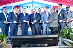 El presidente Danilo Medina deja inaugurado un hospital en Constanza