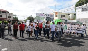 Caminata por la seguridad ciudadana en La Castellana