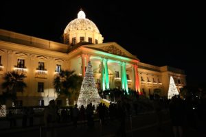 Encienden árbol y luces de navidad en Palacio Nacional por navidades. Presidente Danilo Medina encabeza.