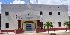 El Instituto Dominicano de Aviación Civil (IDAC),