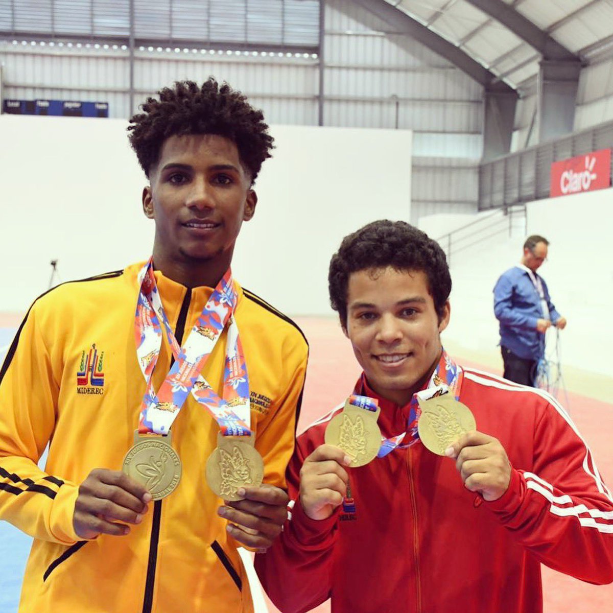 Primeras medallas en la disciplina de levantamiento de pesas en rama Masculino de Juegos Nacionales.