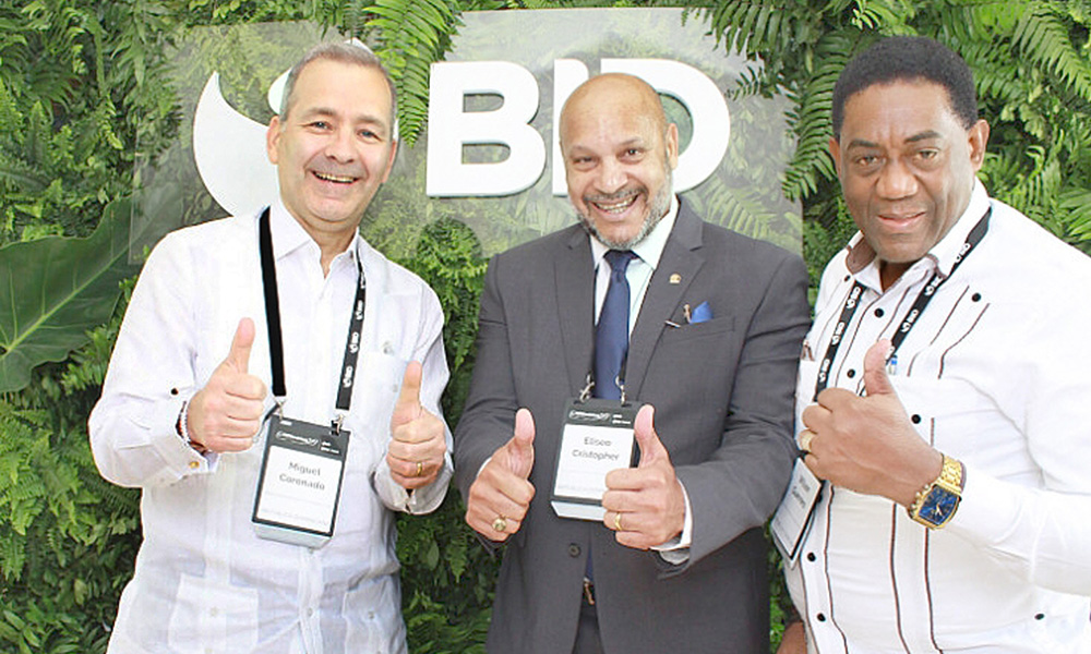 Eliseo Cristopher se reunió con ejecutivos del BID, en ocasión del foro APP.