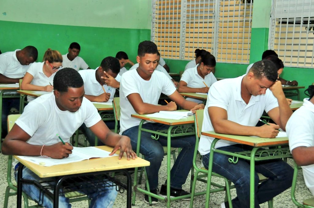 El 87 % de estudiantes aprueba en la primera convocatoria Pruebas ...