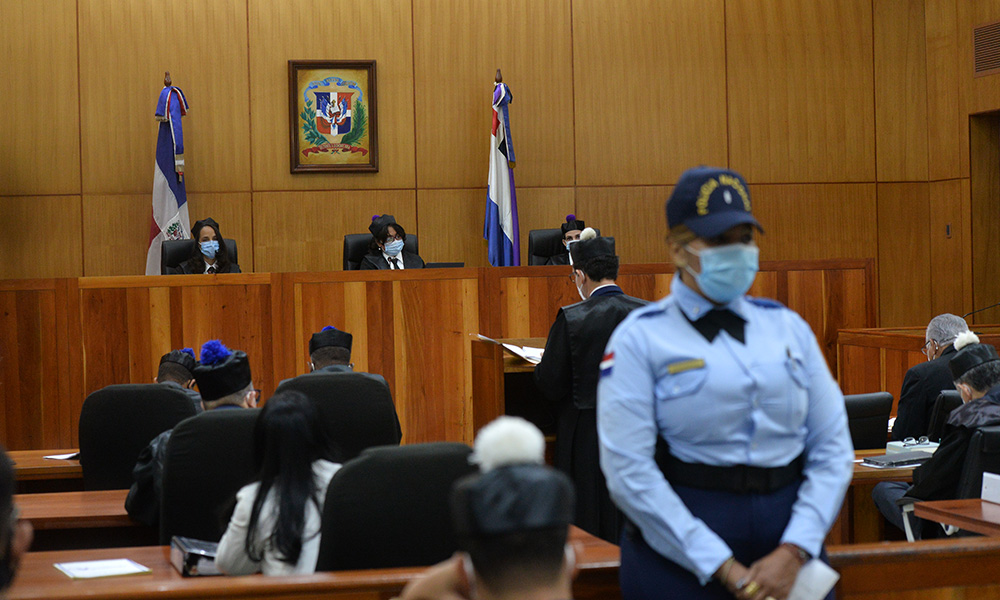 El Primer Tribunal Colegiado del Distrito Nacional durante el inicio del juicio de fondo del caso Odebrecht.