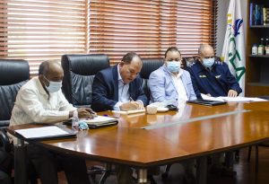 César Cedeño, director de Bienes Nacionales, reunido con los directores provinciales