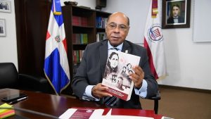 El presidente del Tribunal Constitucional, Milton Ray Guevara, presenta el anuario 2019