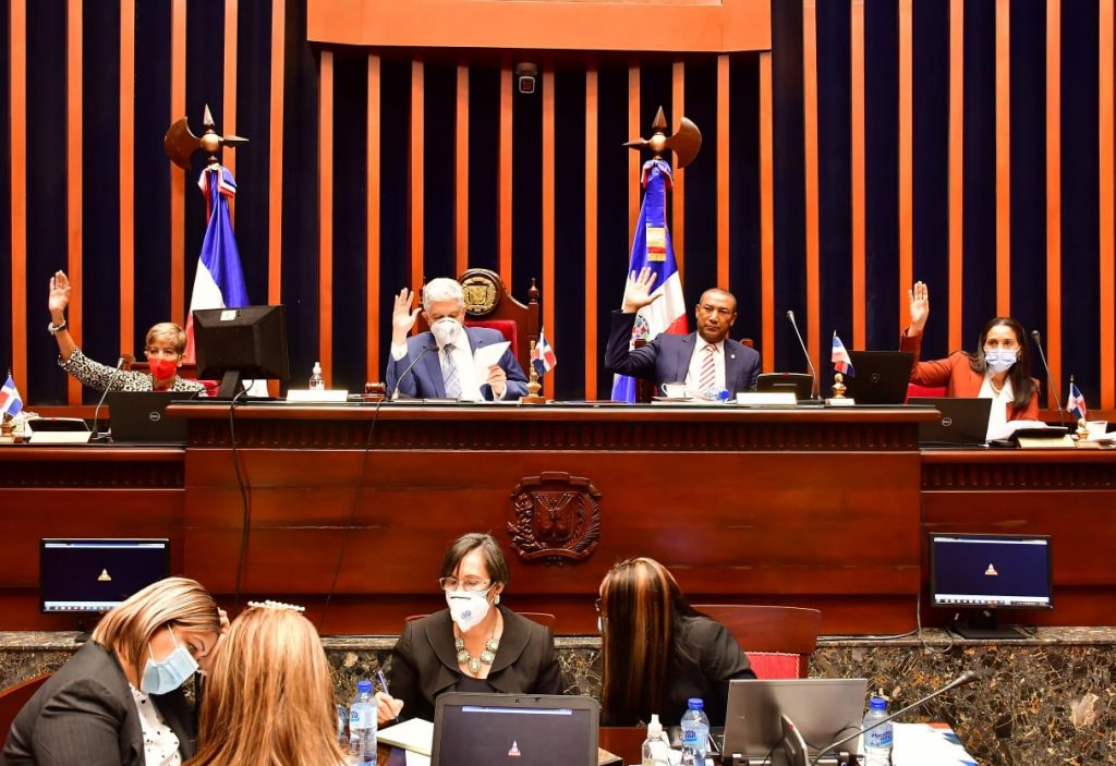 Senado aprueba en segunda lectura proyecto de Ley Nacional de Vacunas ...