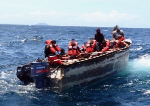 Guardia Costera repatría a 38 inmigrantes a República Dominicana