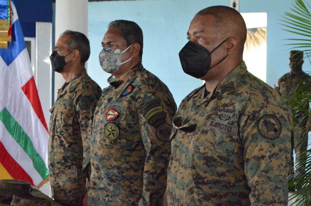 Gradúan militares en el Curso de Operaciones Fronterizas Terrestres “Macheteros''