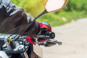 Apresan presunto atracador que robaba motocicletas