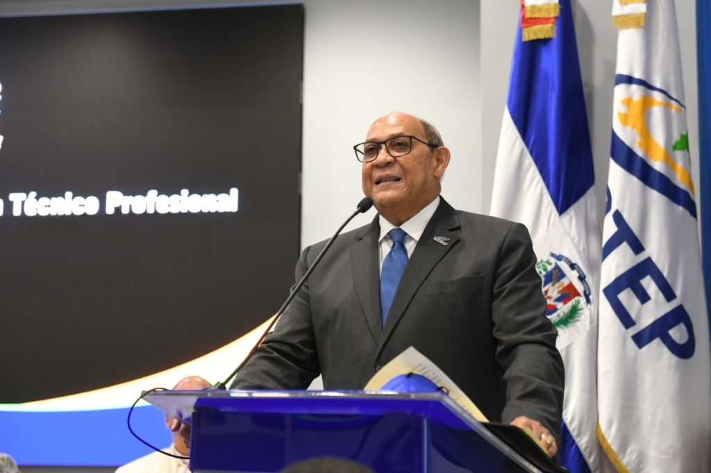 Rafael santos Badía, Director General del Infotep