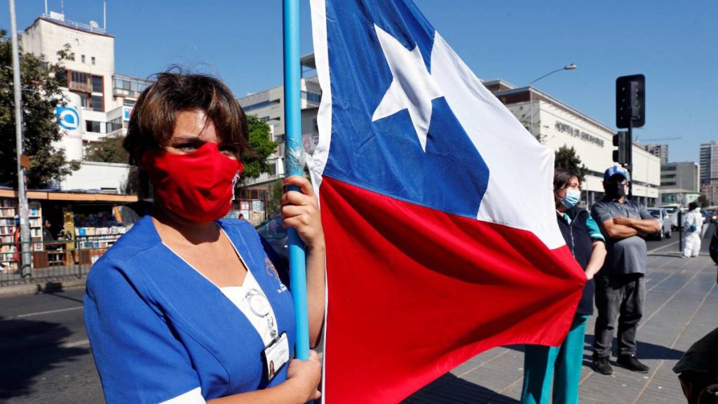 Chile, el país que mejor gestiona la pandemia de Latinoamérica, según sondeo