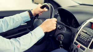 Tu manera de conducir puede revelar signos tempranos de alzhéimer