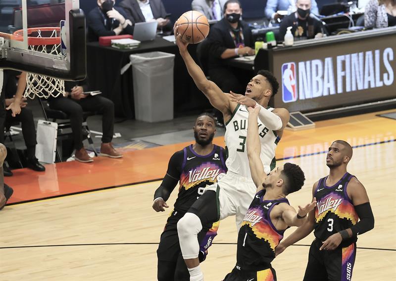 Devin Booker: "Cuando empezó la temporada nadie esperaba que estaríamos aquí"