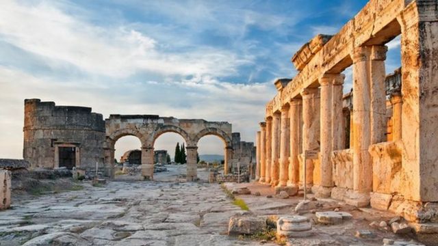 Un "portal al inframundo" el antiguo misterio romano que fue resuelto por científicos