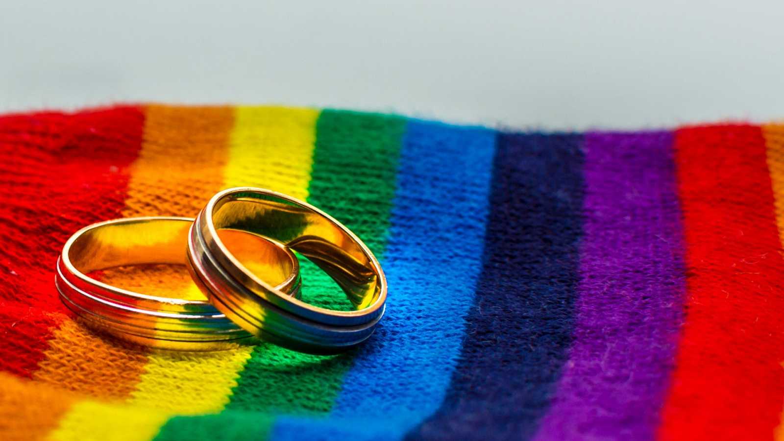 El Senado de Chile aprueba el matrimonio y la adopción en parejas homosexuales