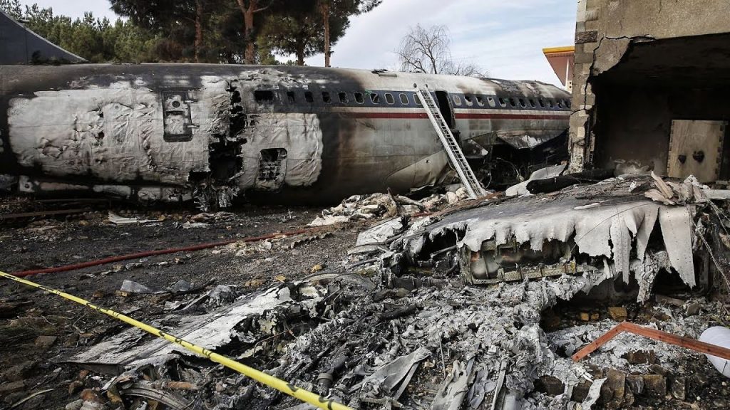 45 muertos, 53 heridos y 5 desaparecidos tras accidente de avión filipino