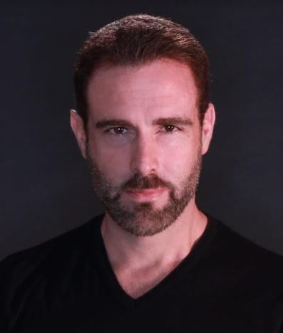 Actor español Ezequiel Montalt