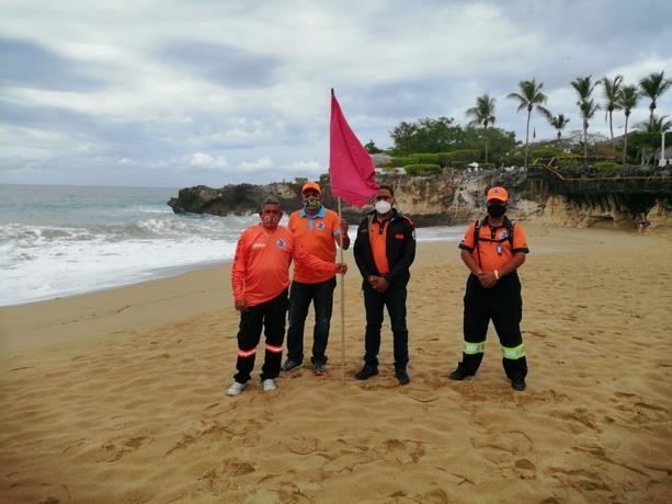 Colocan bandera roja en balnearios de Puerto Plata ante efectos indirectos del huracán Elsa