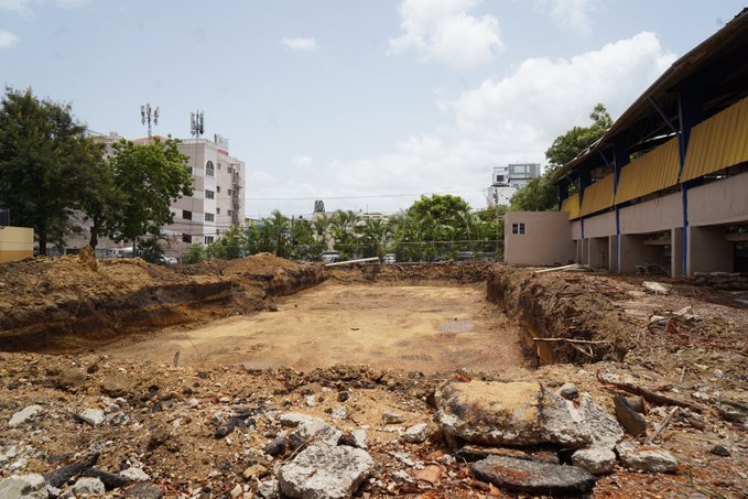 Ministro de Educación dice se reanudará construcción de planteles escolares