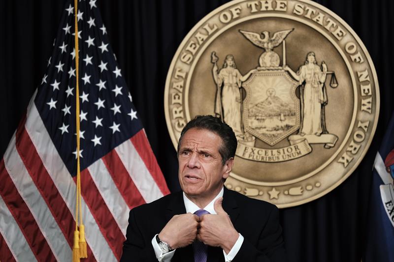 Cuomo dimite: "Asumo toda la responsabilidad por mis acciones"