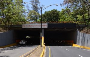 Resolveran oscuridad que afecta túnel de la Av. Núñez de Cáceres