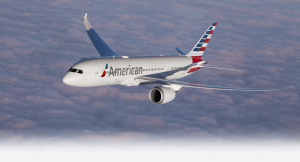 American Airlines no servirá bebidas alcohólicas en sus vuelos hasta 2022