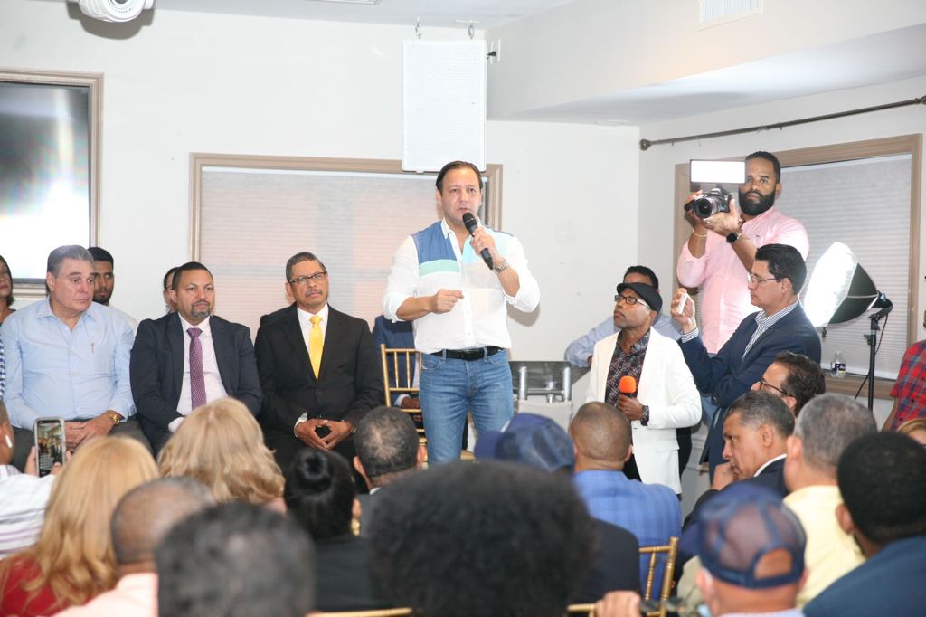 Abel Martinez advierte al PRM: “no nos van a distraer ni nos van a amedrentar”