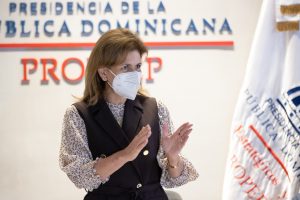 Vicepresidenta dice que para eliminar el estado de emergencia es primordial completar el 70% de la vacunación