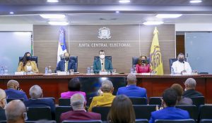 JCE finaliza encuentros regionales de miembros y secretarios de Juntas Electorales del DN y el Sur  