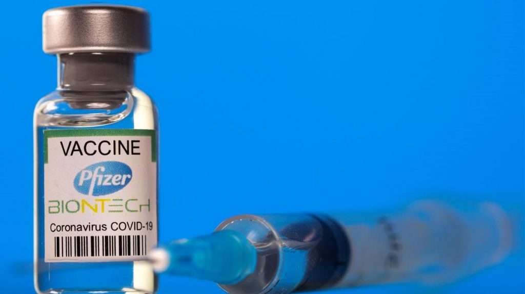Diputados aprueban enmienda para que el país reciba 1 millón de vacunas Pfizer donadas