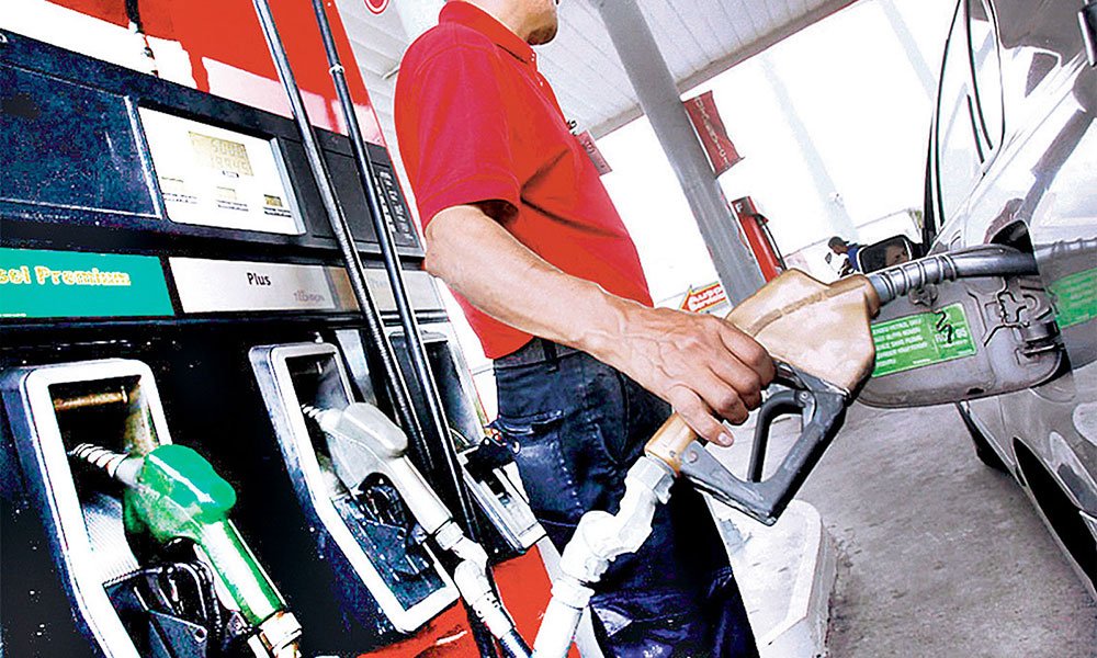 Gasolina y gasoil aumentan de RD$2.00 a RD$4.00, GLP se mantiene igual
