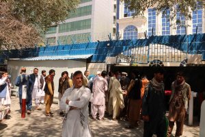 El miedo obliga a la generación afgana más preparada a huir de los talibanes