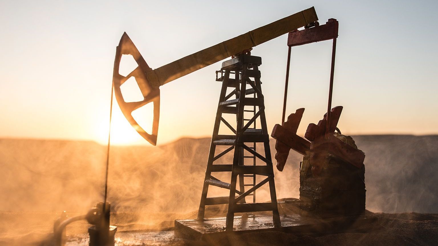El petróleo cuesta 22.86 dólares más de lo que le gustaría al Gobierno