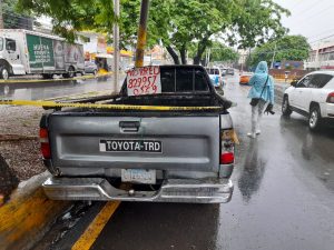 Hombre muere mientras manejaba en Santo Domingo Oeste