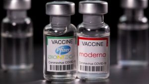 Pfizer y Moderna suben el precio de sus vacunas anticovid, según FT
