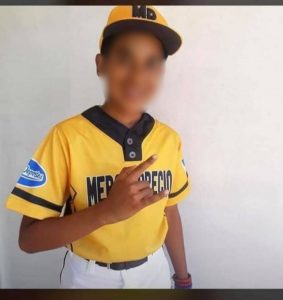 Matan adolescente en Moca cuando regresaba a su casa de un juego de béisbol