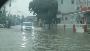 Lluvias hacen impenetrable a San Pedro de Macoris