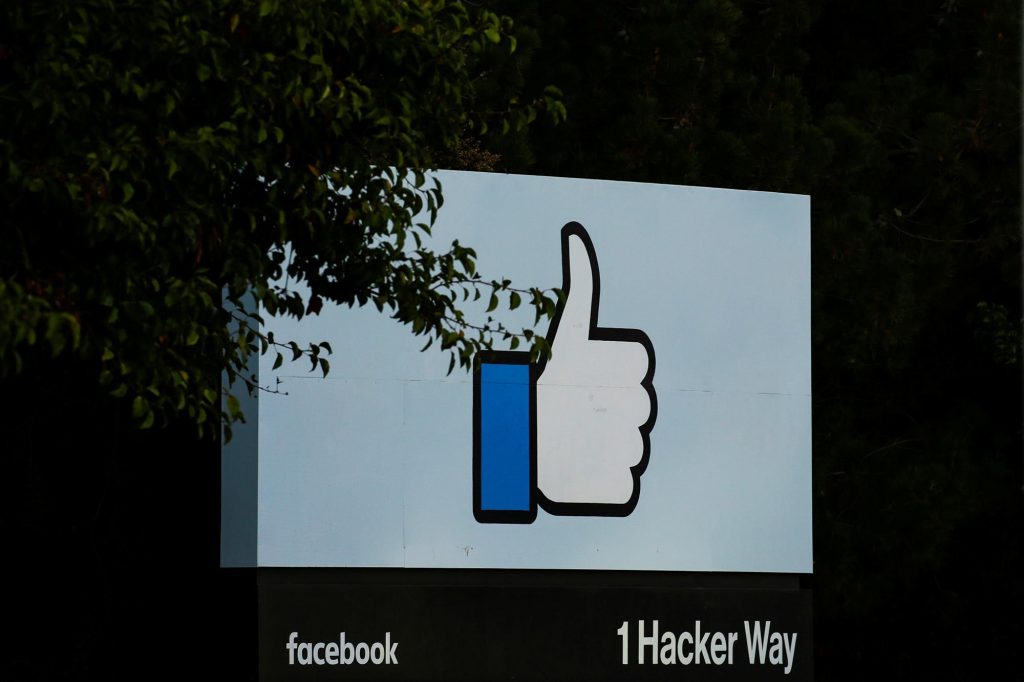 Facebook retrasa el regreso a la oficina hasta 2022 por la variante Delta