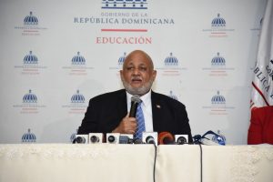 Minerd presenta plan para nuevo año escolar 2021-2022