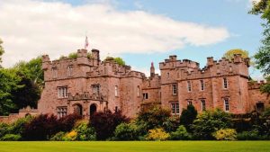 Venden un castillo de mil años de antigüedad por más de 4 millones de dólares en el Reino Unido