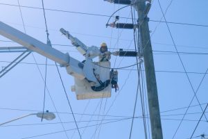 ETED restablece línea de transmisión Pimentel–Nagua