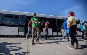 EEUU repatría a 260 haitianos que viajaban cerca de Cuba y Haití